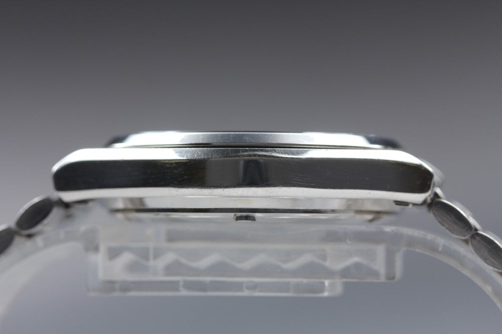 SEIKO SilverWave 8229-8000 Silver Quartz 33.5mm Men's Watch 1982