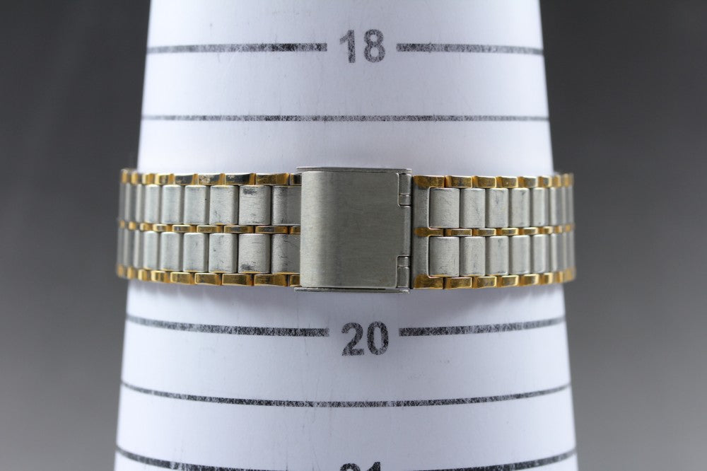 Audi Quattro G-02 Gold Quartz 31.3mm Men's Watch