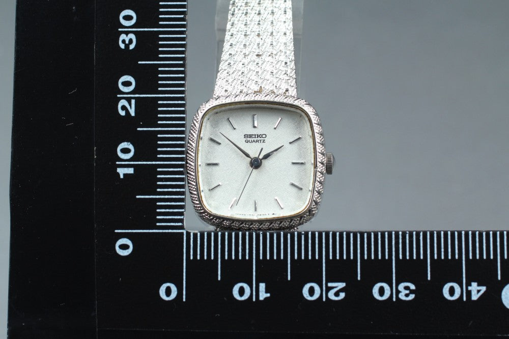 SEIKO 1221-5340 Silver Quartz 20.3mm Ladies Watch