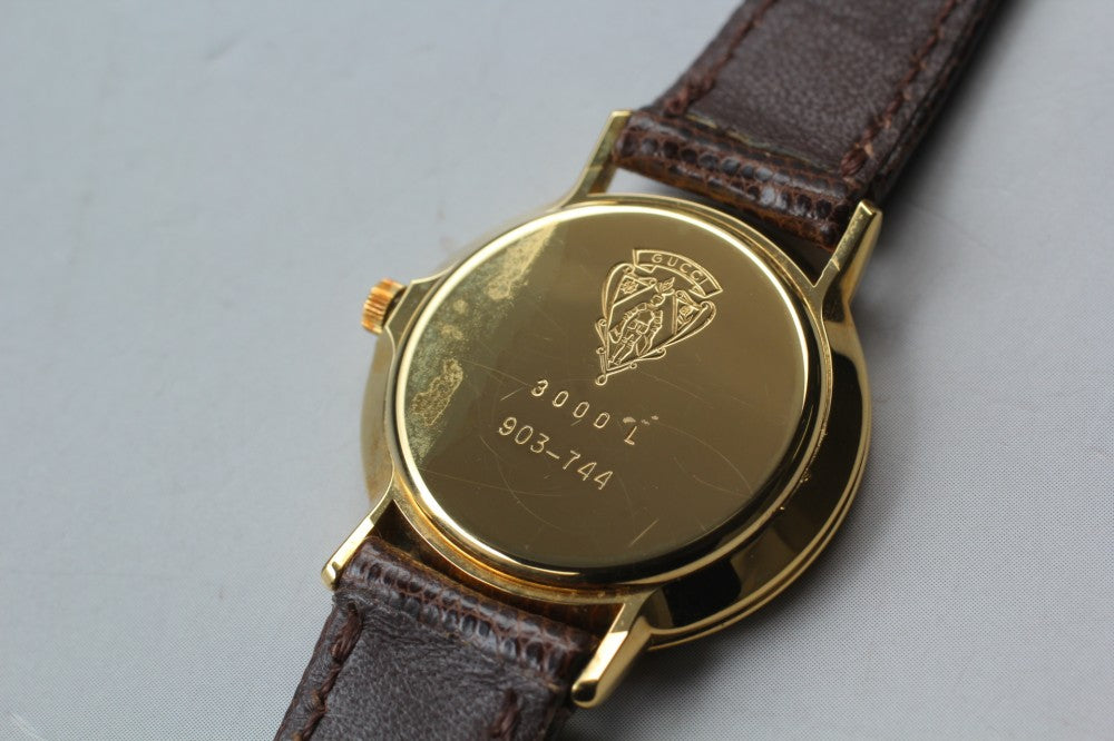 Near MINT GUCCI 3000M Quartz Unisex Watch