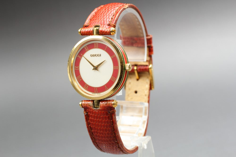 GUCCI 2000M Quartz 30mm Unisex Watch