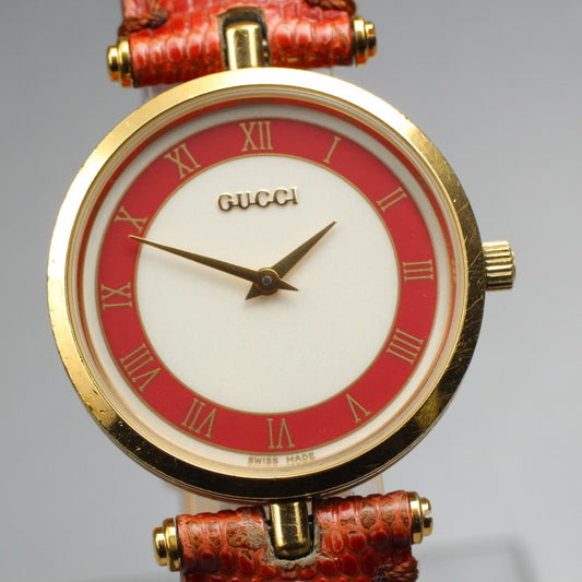 GUCCI 2000M Quartz 30mm Unisex Watch