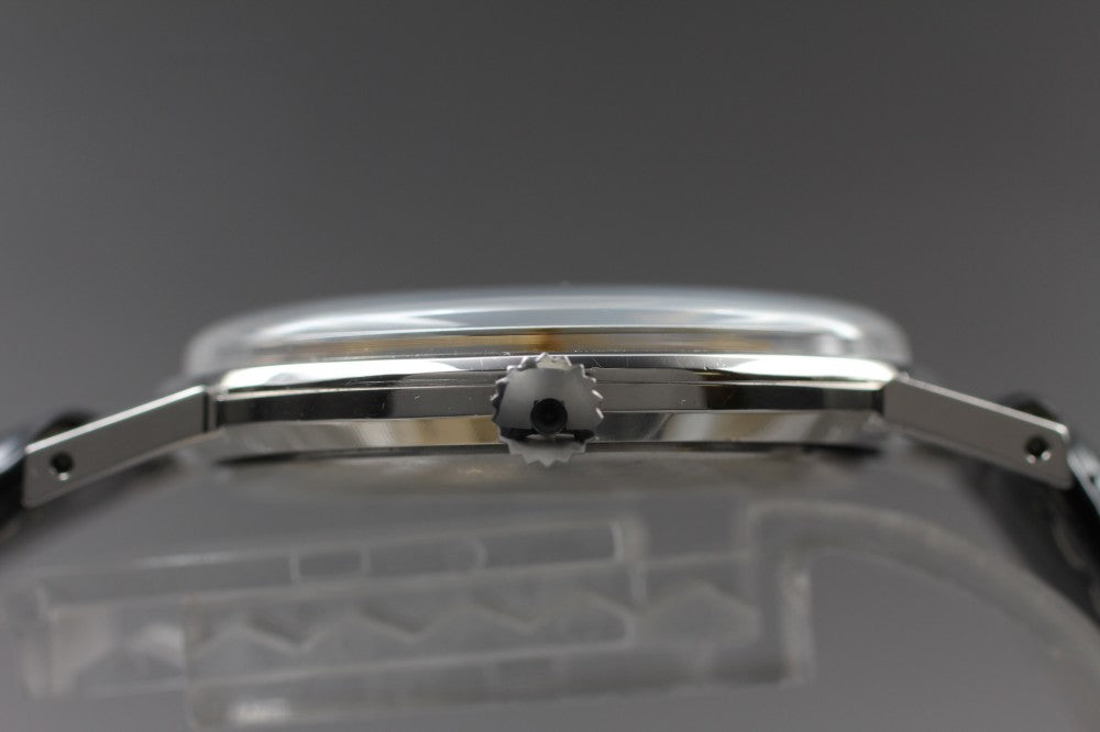 Near MINT CITIZEN Homer HR151301 Black Manual 35mm Men's Watch 1962