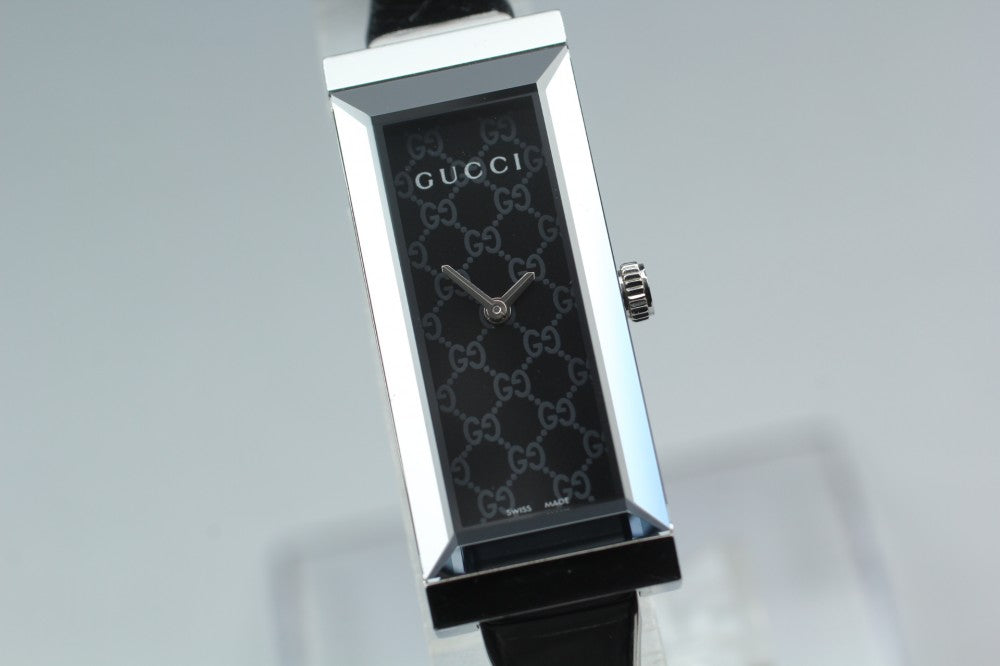 Near MINT GUCCI 127.5 Black Quartz 14mm Ladies Watch