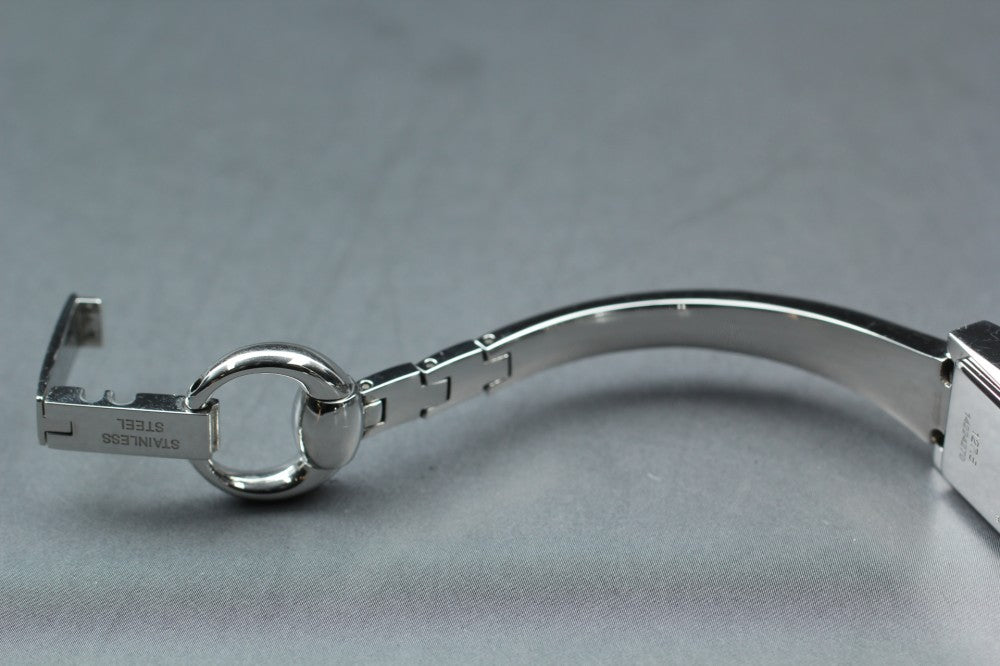 Near MINT GUCCI 127.5 Black Quartz 14mm Ladies Watch