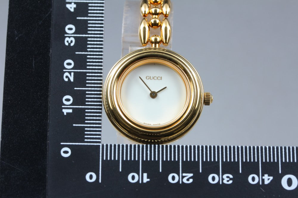 Near MINT GUCCI 11/12.2 White Quartz 26mm Ladies Watch