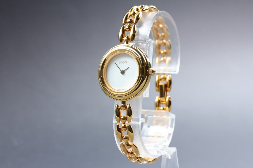 Near MINT GUCCI 11/12.2 White Quartz 26mm Ladies Watch