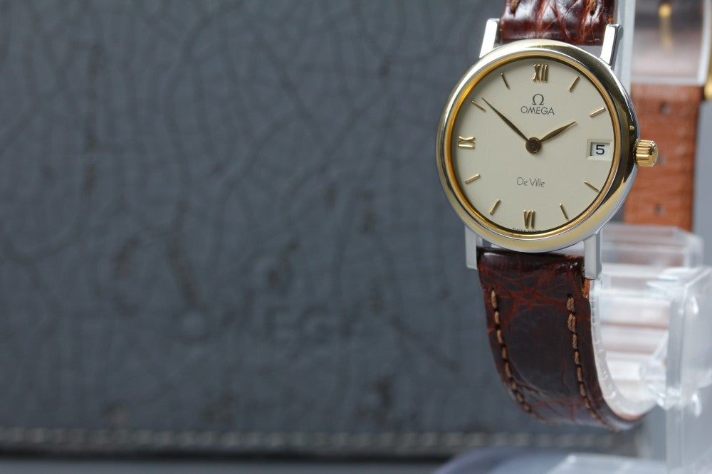 Near MINT OMEGA De Ville 596.2379 Cal.1379 Beige Quartz 24.8mm Ladies Watch 1991