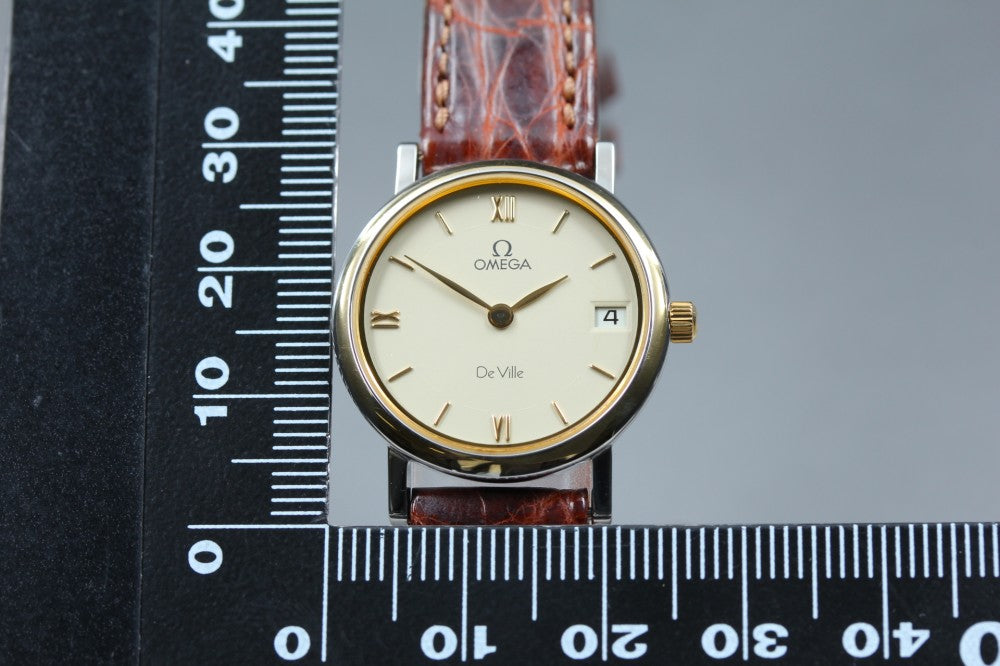 Near MINT OMEGA De Ville 596.2379 Cal.1379 Beige Quartz 24.8mm Ladies Watch 1991