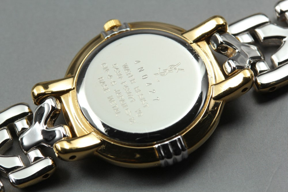 Near MINT Yves Saint Laurent 5430-F43071 White Quartz 22.5mm Ladies Watch