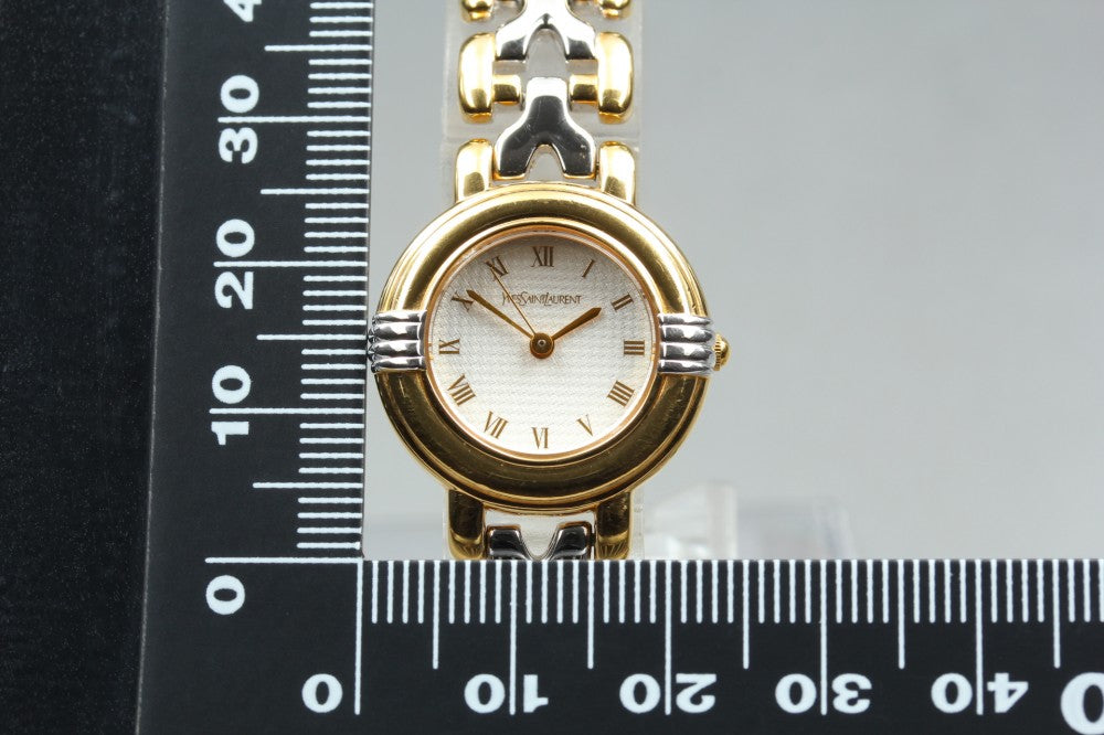 Near MINT Yves Saint Laurent 5430-F43071 White Quartz 22.5mm Ladies Watch