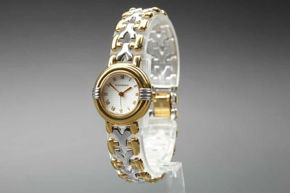 Near MINT Yves Saint Laurent 5430-F43071 White Quartz 22.5mm Ladies Watch