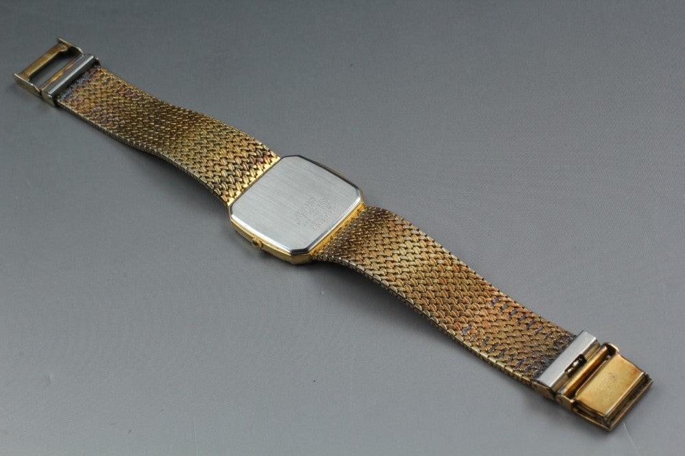 Near MINT SEIKO Dolce 9521-5210 Gold Quartz 26.8mm Men's Watch 1984