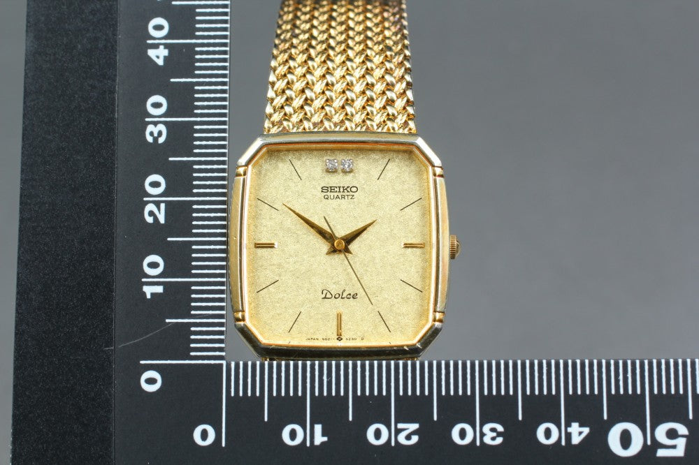 Near MINT SEIKO Dolce 9521-5210 Gold Quartz 26.8mm Men's Watch 1984