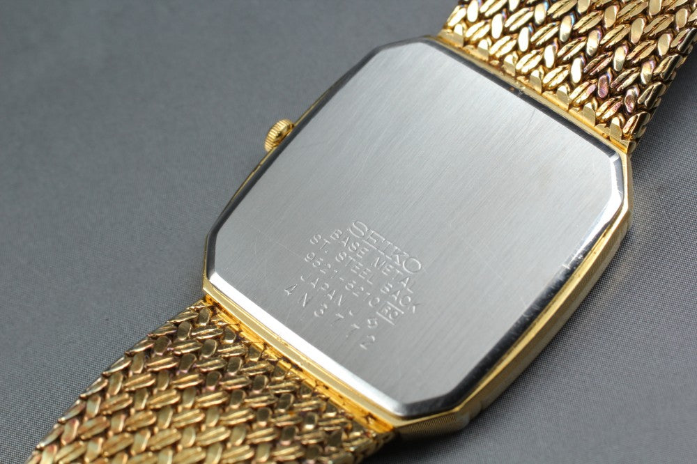 Near MINT SEIKO Dolce 9521-5210 Gold Quartz 26.8mm Men's Watch 1984