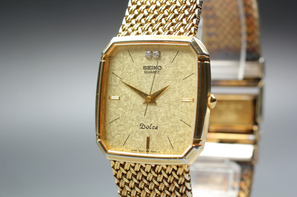 Near MINT SEIKO Dolce 9521-5210 Gold Quartz 26.8mm Men's Watch 1984