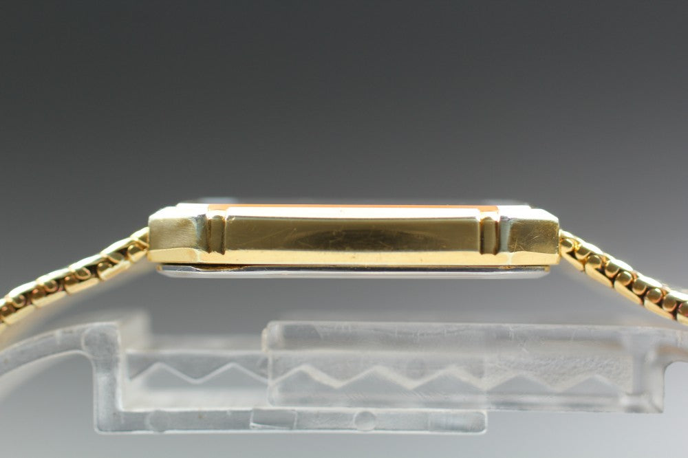 Near MINT SEIKO Dolce 9521-5210 Gold Quartz 26.8mm Men's Watch 1984