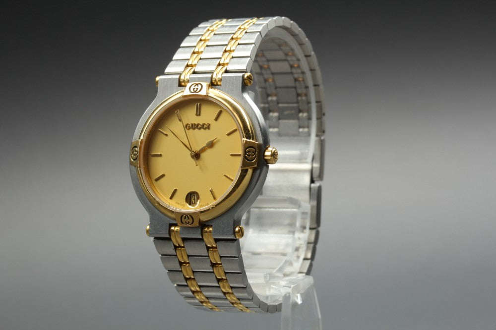 Near MINT GUCCI 9000M Gold Quartz 31.3mm Unisex Watch
