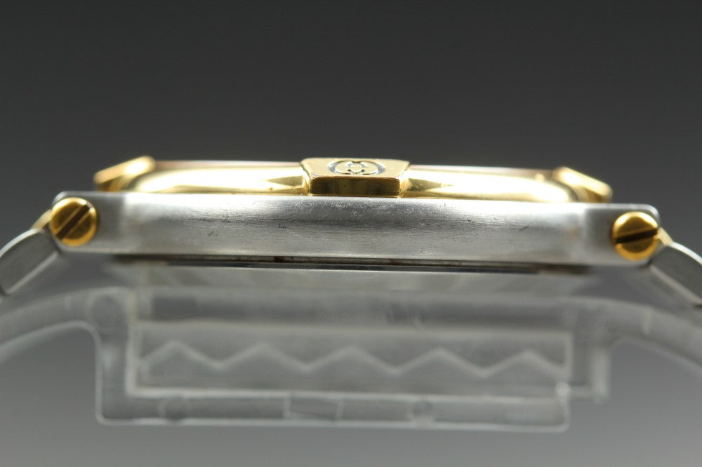 Near MINT GUCCI 9000M Gold Quartz 31.3mm Unisex Watch