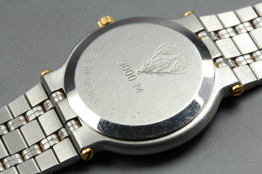 Near MINT GUCCI 9000M Gold Quartz 31.3mm Unisex Watch
