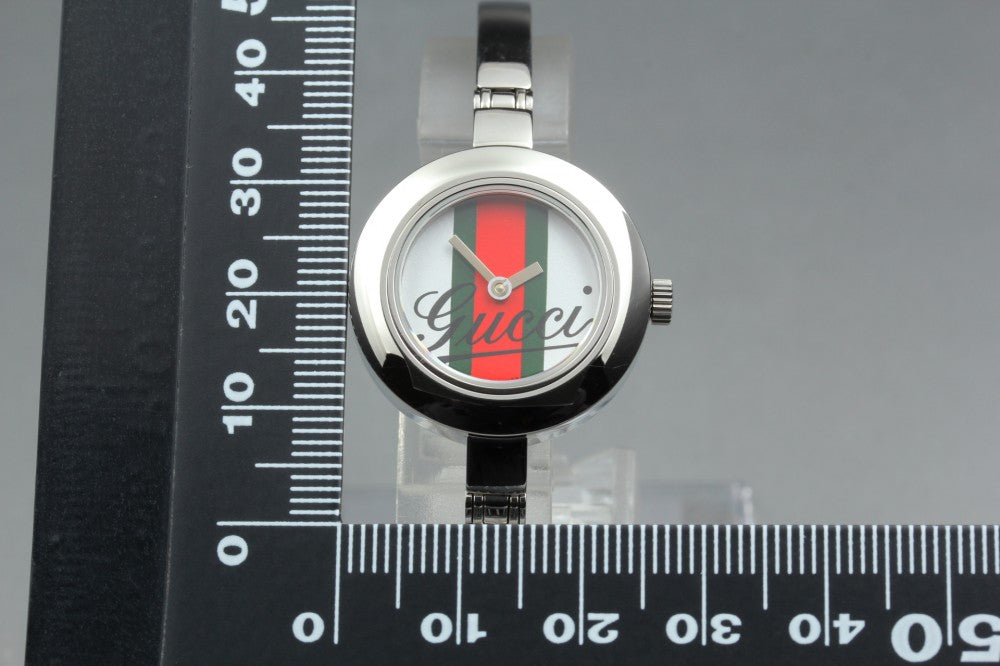 Near MINT GUCCI 105 White Quartz 25.5mm Ladies Watch