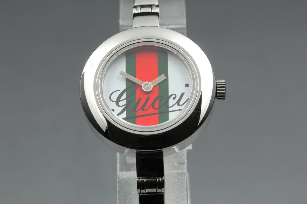 Near MINT GUCCI 105 White Quartz 25.5mm Ladies Watch