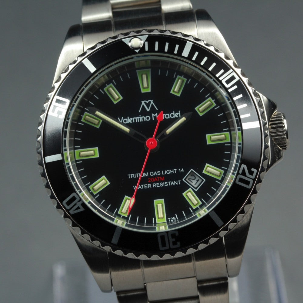 MINT Valentino Moradei 841-172 Black Quartz 41.7mm Men's Watch