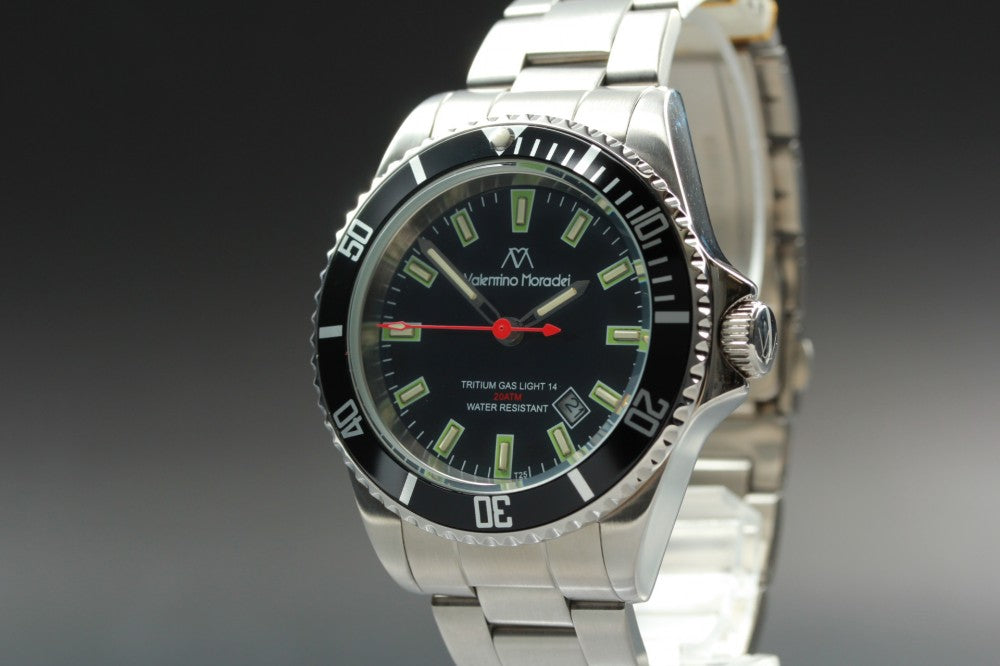 MINT Valentino Moradei 841-172 Black Quartz 41.7mm Men's Watch