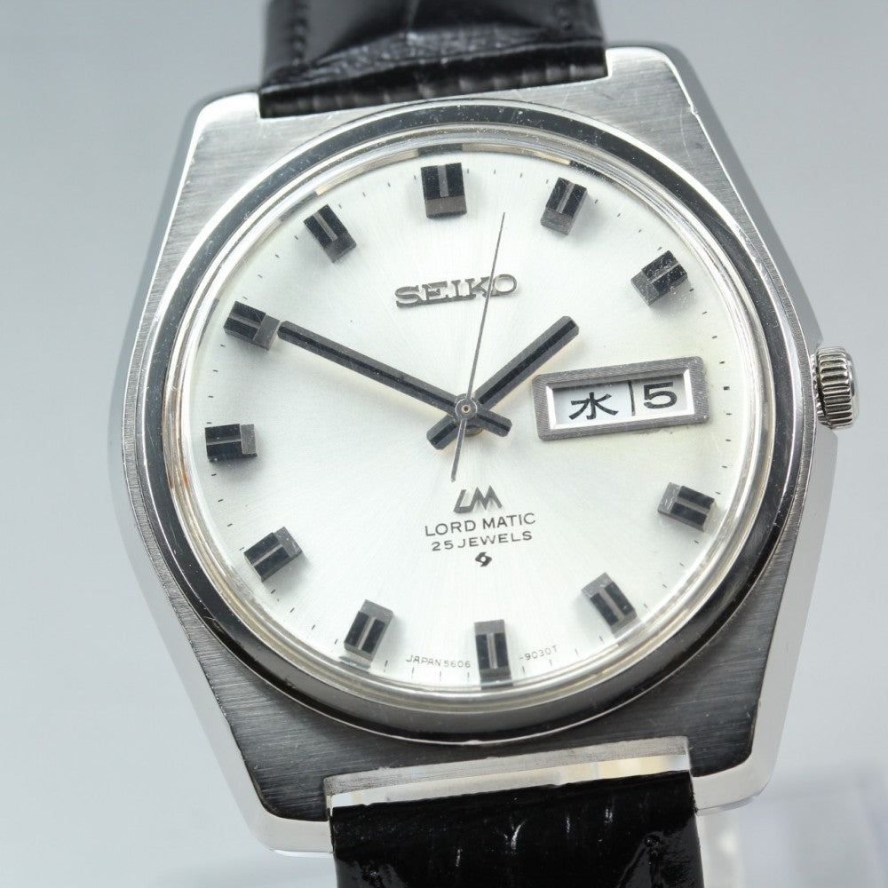 Near MINT SEIKO Lord Matic 5606-9020 Silver Auto 39 mm Men's Watch 1969