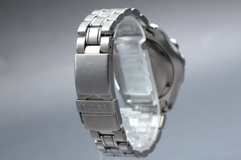 SEIKO Scuba 5M23-6B40 Blue Quartz 41.8mm Men's Watch