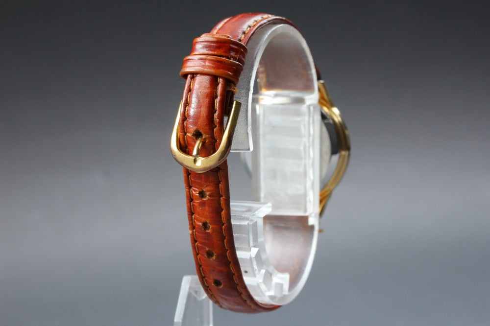 Near MINT CITIZEN Edison Mother of Pearl Quartz 26.2mm Ladies Watch