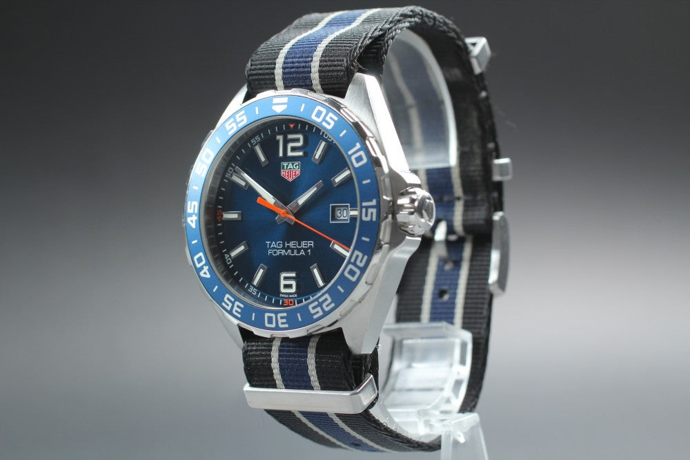 Near MINT TAG Heuer Formula 1 WAZ1010 Blue Quartz 42mm Men's Watch
