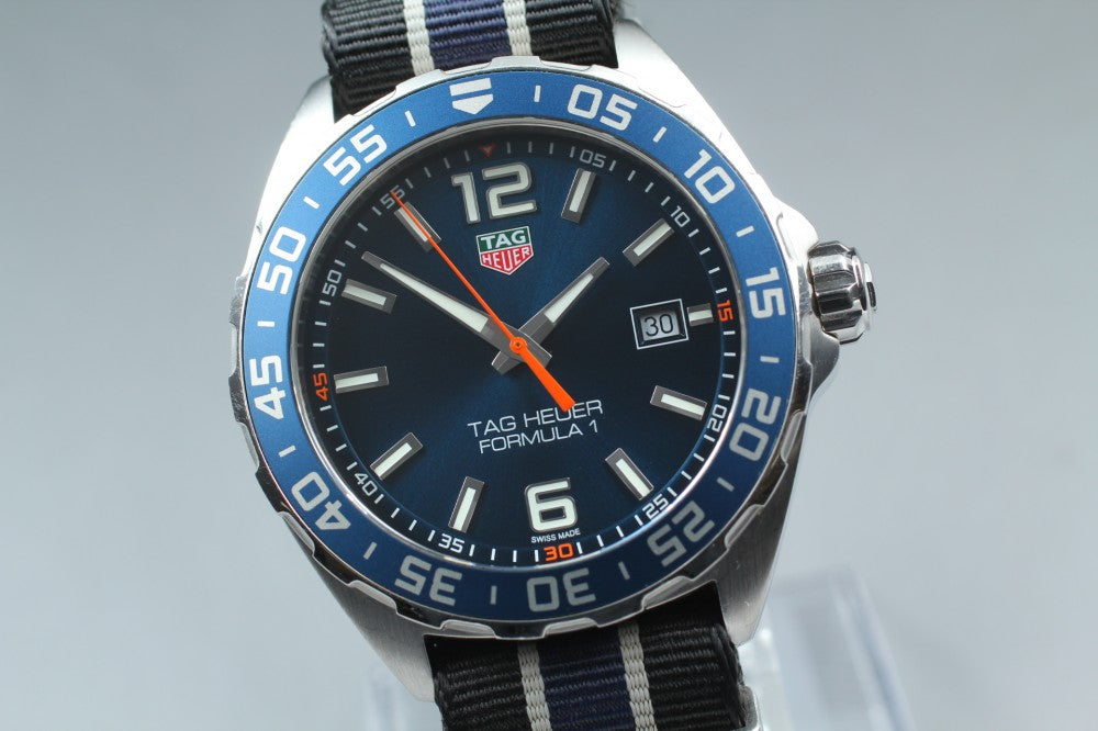Near MINT TAG Heuer Formula 1 WAZ1010 Blue Quartz 42mm Men's Watch