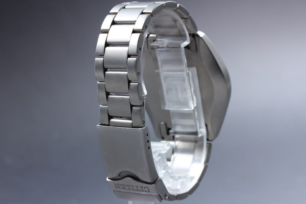 Near MINT CITIZEN Professional Master 7828-H09971 Black Solar 39mm Men's Watch