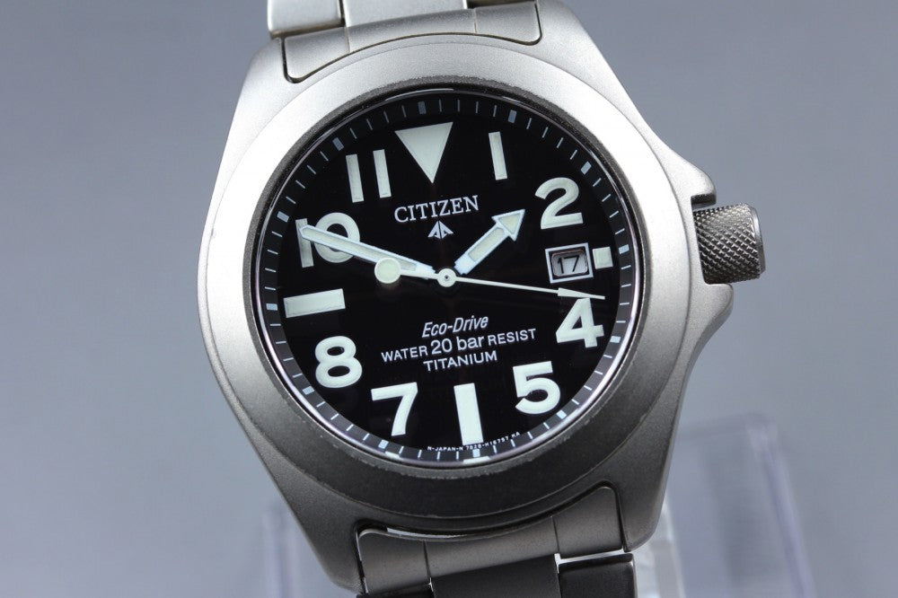Near MINT CITIZEN Professional Master 7828-H09971 Black Solar 39mm Men's Watch