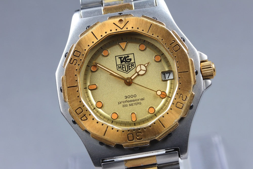 Near MINT TAG Heuer Professional 3000 935.406 Gold Quartz 38mm Men's Watch