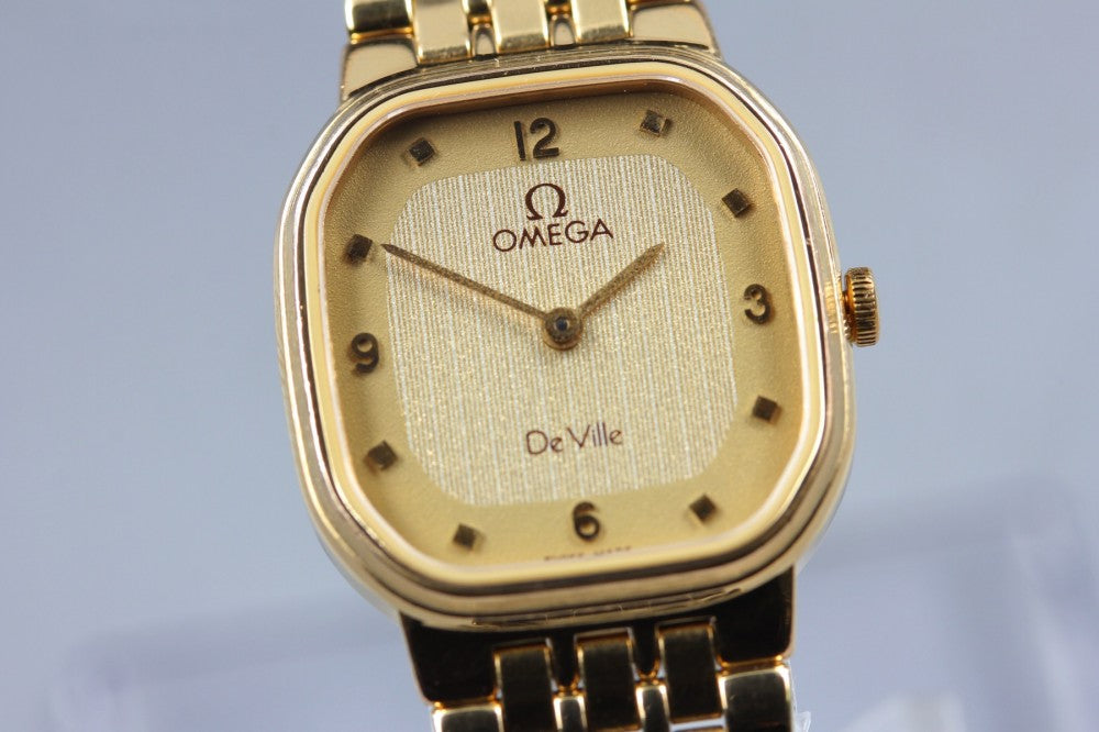 Near MINT OMEGA De Ville Ref.795 0834 Cal.1375 Gold Quartz 21mm Ladies Watch 1984