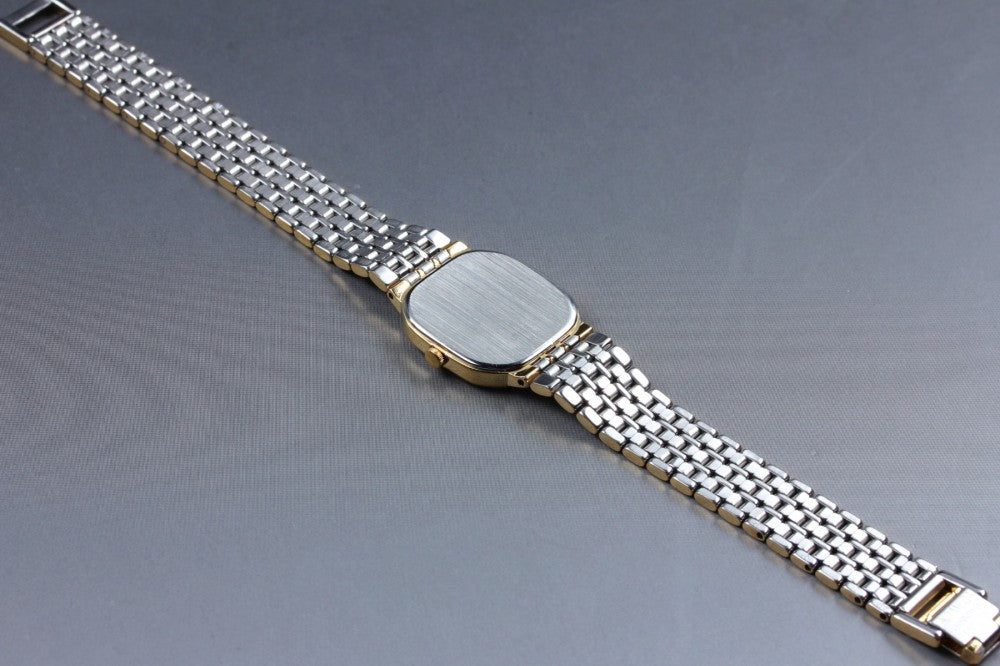 Near MINT OMEGA De Ville Ref.795 0834 Cal.1375 Gold Quartz 21mm Ladies Watch 1984