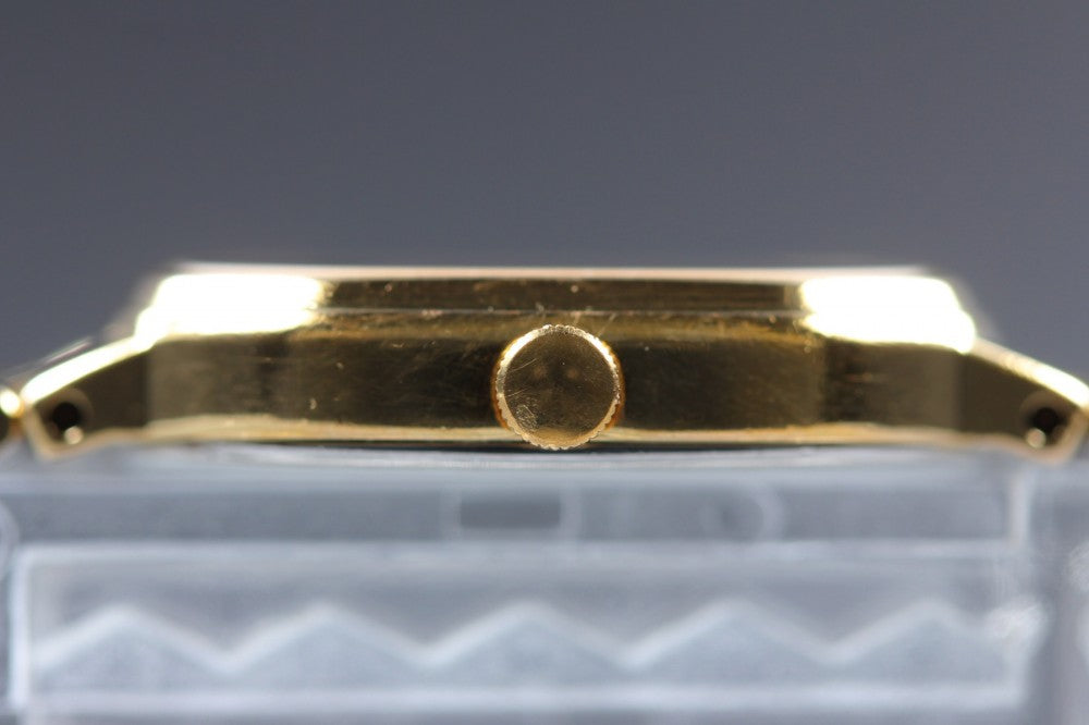 Near MINT OMEGA De Ville Ref.795 0834 Cal.1375 Gold Quartz 21mm Ladies Watch 1984