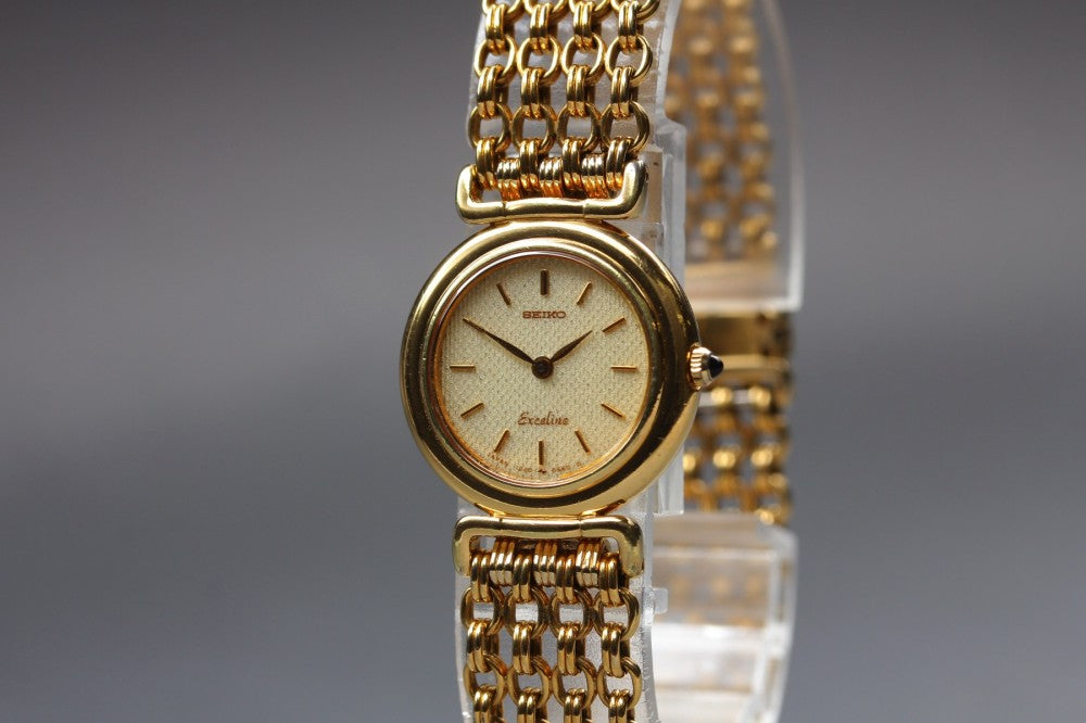 Near MINT SEIKO Exceline 1220-0080 Gold Quartz 20.5mm Ladies Watch 1988