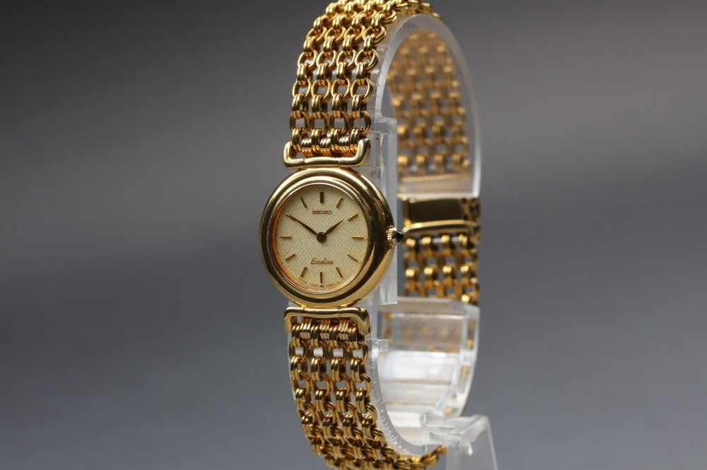 Near MINT SEIKO Exceline 1220-0080 Gold Quartz 20.5mm Ladies Watch 1988