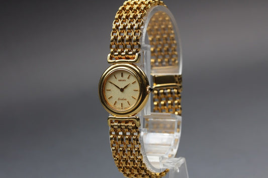 Near MINT SEIKO Exceline 1220-0080 Gold Quartz 20.5mm Ladies Watch 1988