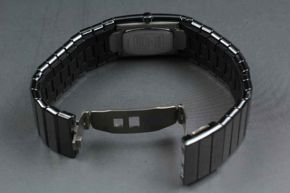Near MINT RADO Diastar 963.0540.3 Black Quartz 19.3mm Ladies Watch
