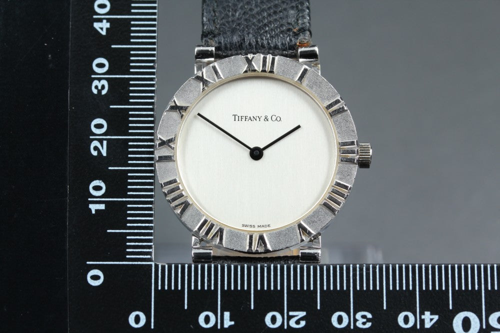 Near MINT TIFFANY＆Co. Atlas M0640 Silver Quartz 31.4mm Men's Watch