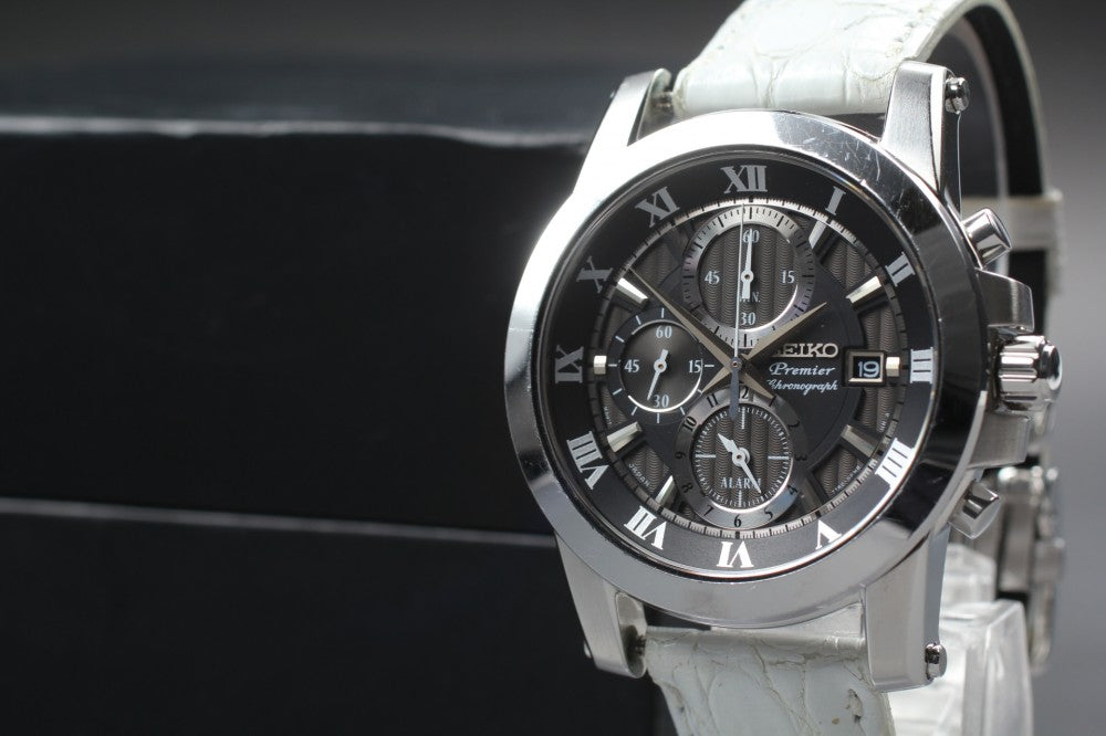 Near MINT SEIKO Premier 7T62-0LE0 Black Quartz 43.5mm Men's Watch 2004