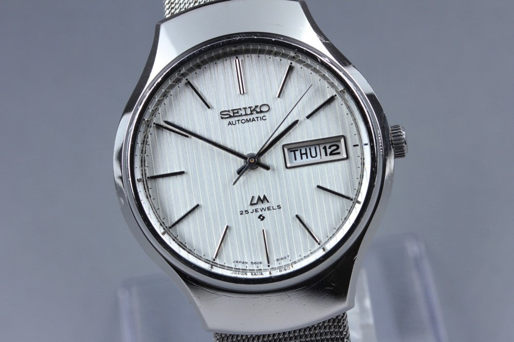 Near MINT SEIKO Lord Matic 5606-8120 Silver Auto 36mm Men's Watch 1976