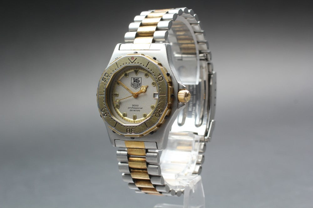 TAG Heuer Professional 3000 934.213 Silver/Gold Quartz 34.5mm Men's Watch