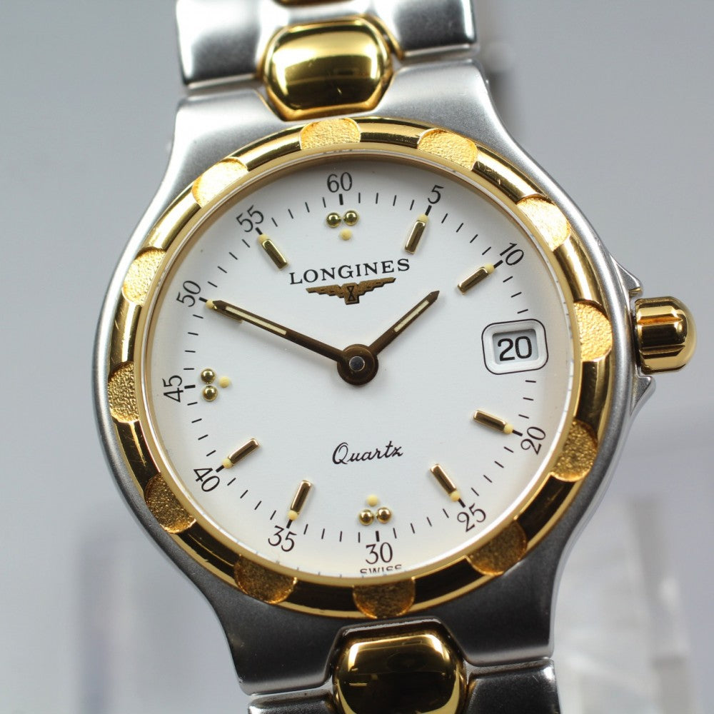 Near MINT LONGINES Conquest L1.114.3 White Quartz 25mm Ladies Watch