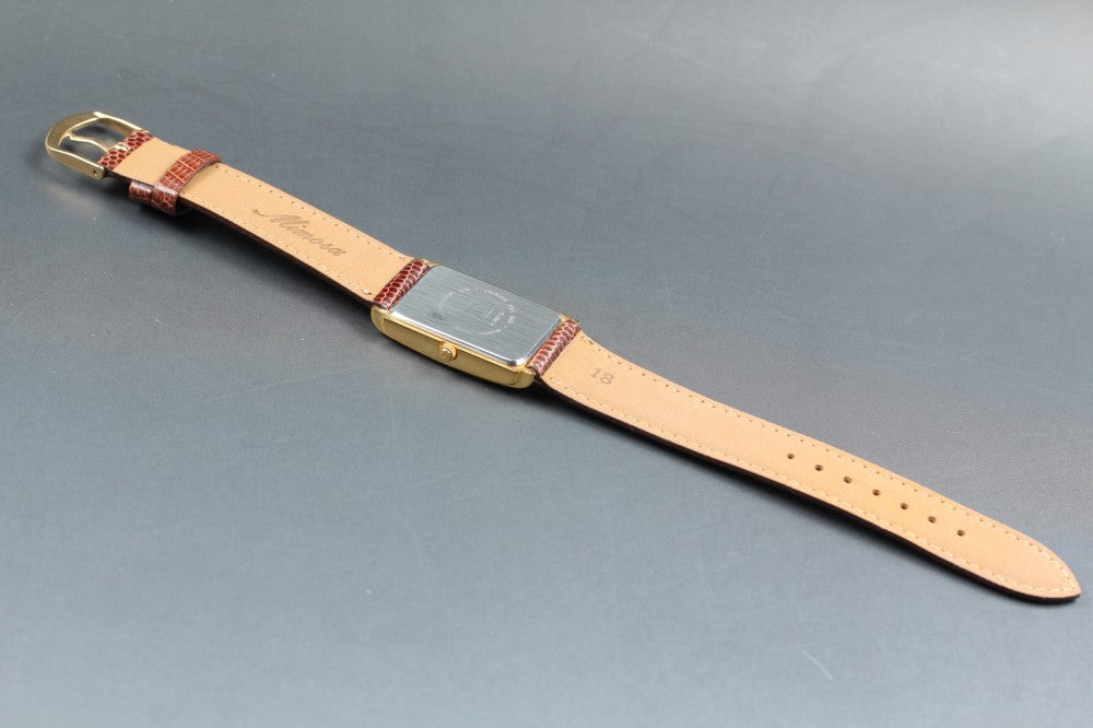 Near MINT TISSOT A282 Silver Quartz 23.5mm Unisex Watch