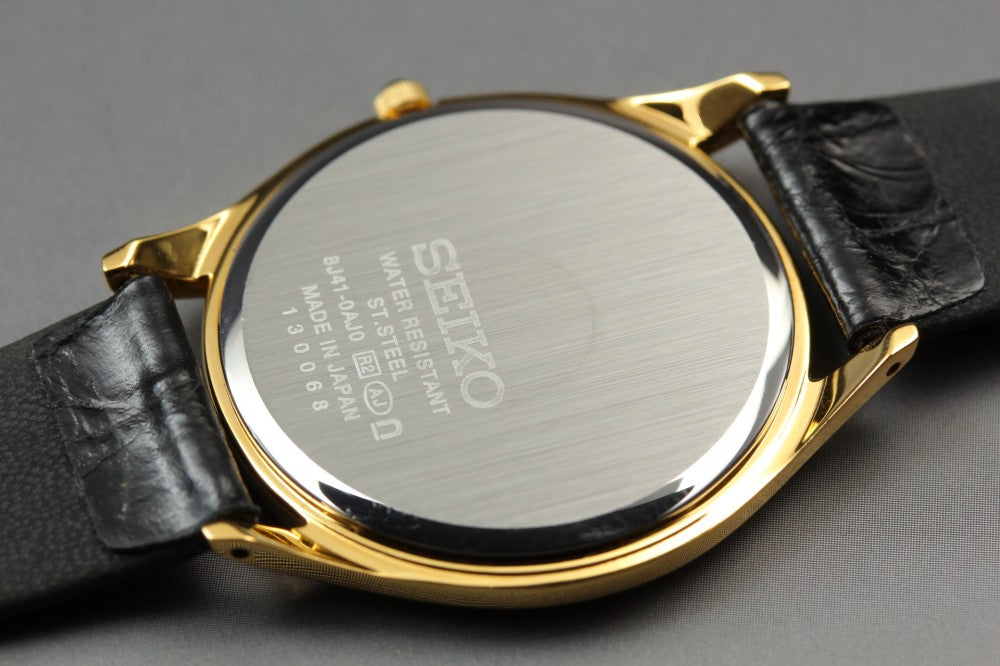 Near MINT SEIKO Dolce 8J41-0AJ0 Gold Quartz 33mm Men's Watch